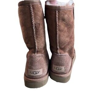 UGG Women's Classic Short II Boots - Chestnut- US Women's Sz 8
